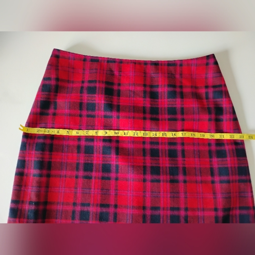Talbots Wool Blend Plaid Pencil Skirt Red Pink Blue Plaid Holiday Colorful Sz 16 - Picture 14 of 16